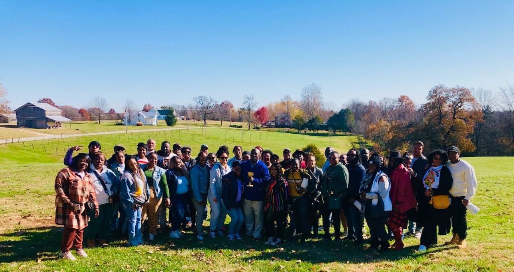 Roughly forty members of the Greater St. Louis EWMC gathered together outdoors
